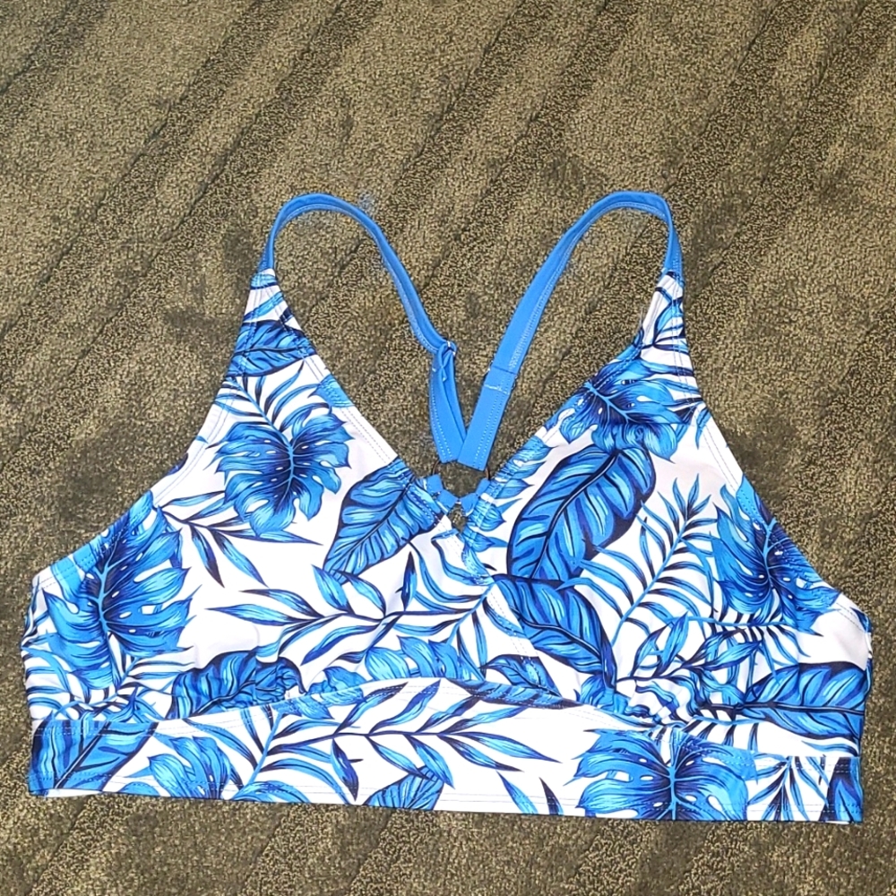 NWOT Swim Top